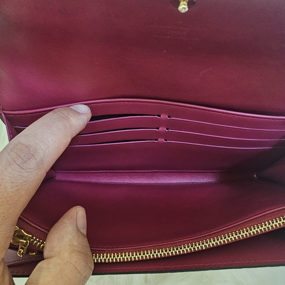 ❤️🎉HOST PICK 🎉❤️Authentic LV Sarah Long Wallet Portefeuille Monogram Vernis - Picture 9 of 16